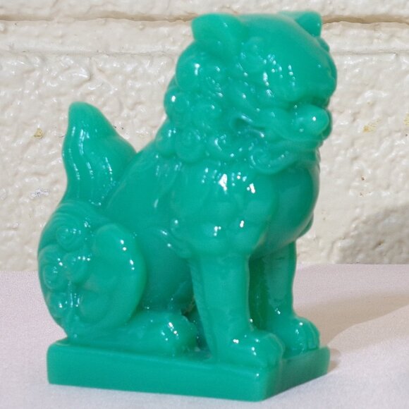 CHINESE FU LION DOGS*GLOW in the DARK*STATUE PAIR-Jade Color Resin-Foo-Guardians - Picture 6 of 9